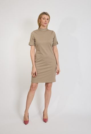 Sukienka beżowa trapezowa z rękawem 3/4