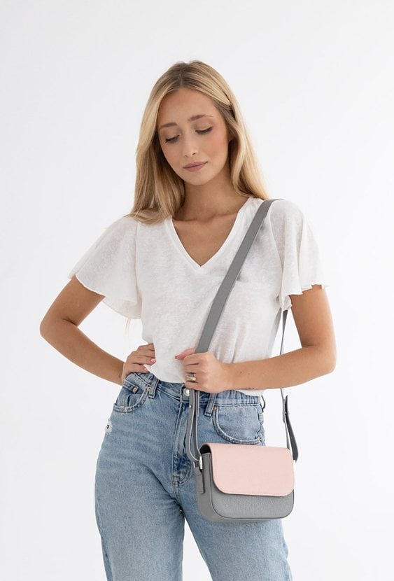 Mała torebka ze skóry naturalnej