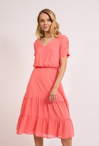 Koralowa sukienka z falbaną