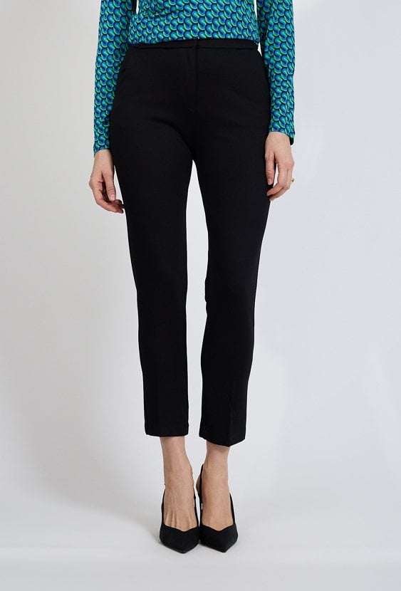 Czarne spodnie damskie eleganckie cygaretki