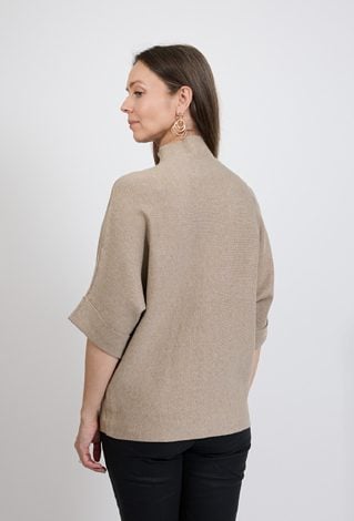 Beżowy sweter damski z półgolfem