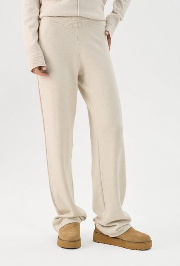 Beżowe spodnie dzianinowe