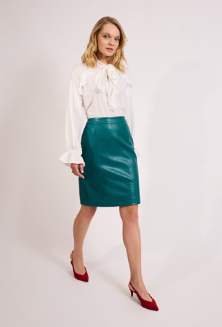 Zielona spódnica do kolan z eko skóry