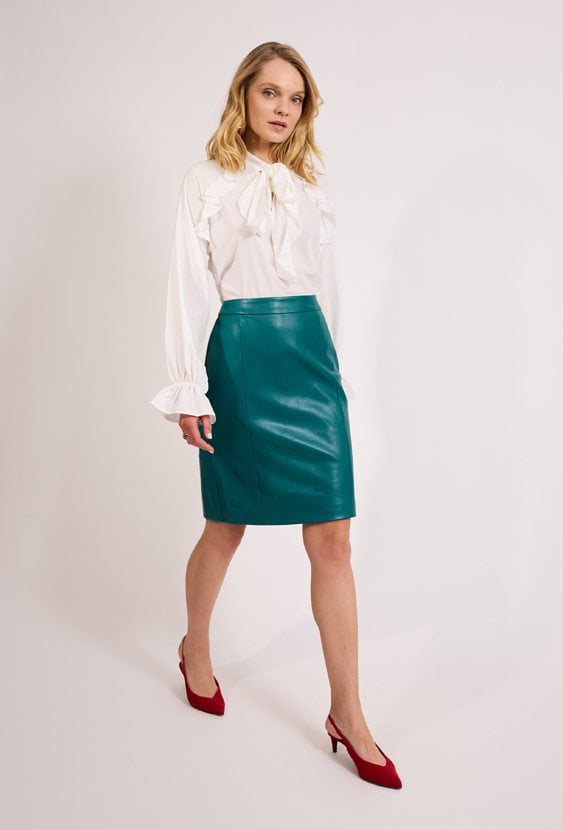 Zielona spódnica do kolan z eko skóry