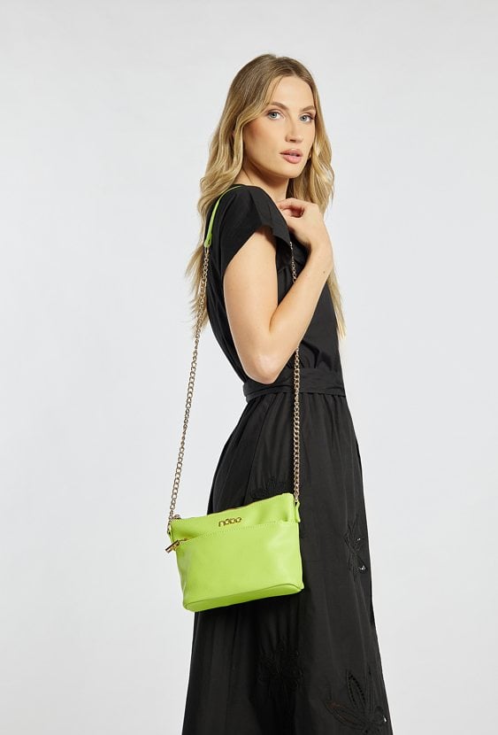 Torebka na pasku z łańcuszkiem