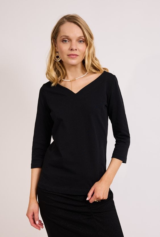Czarna bluzka z dekoltem V i rękawem 3/4