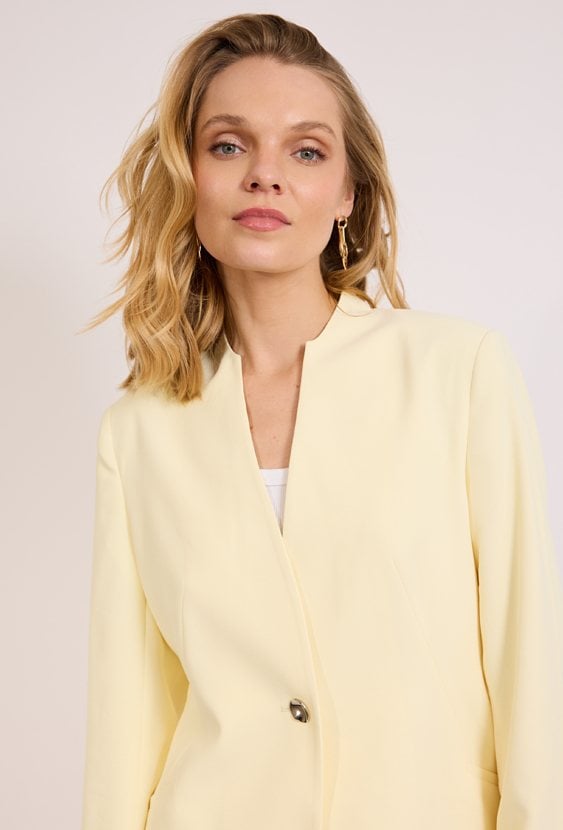 Jasnożółta marynarka damska