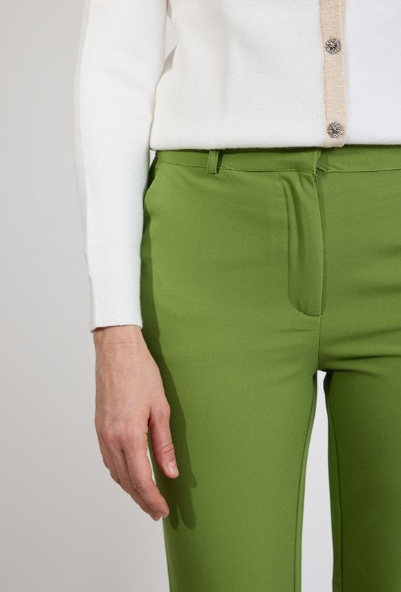 Zielone spodnie damskie eleganckie