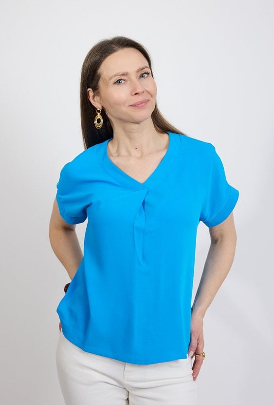 Niebieska bluzka damska z dekoltem V