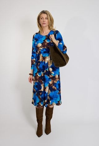 Sukienka midi w kwiaty niebieska