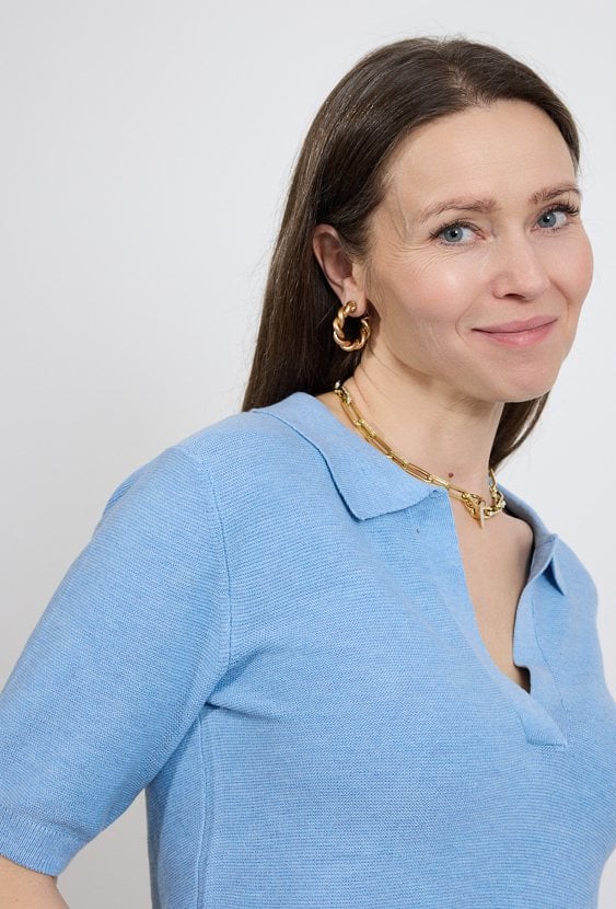 Niebieski sweter damski polo