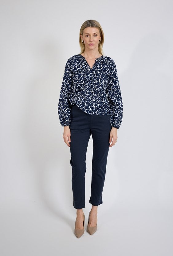 Granatowa bluzka damska w print z długim rękawem